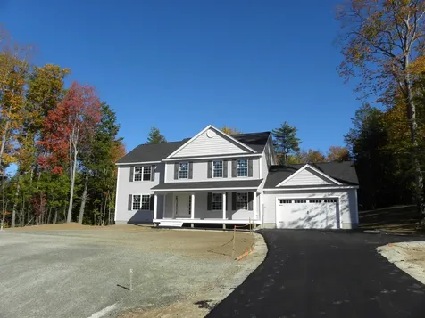 32 Emily Lane Danville NH 03819