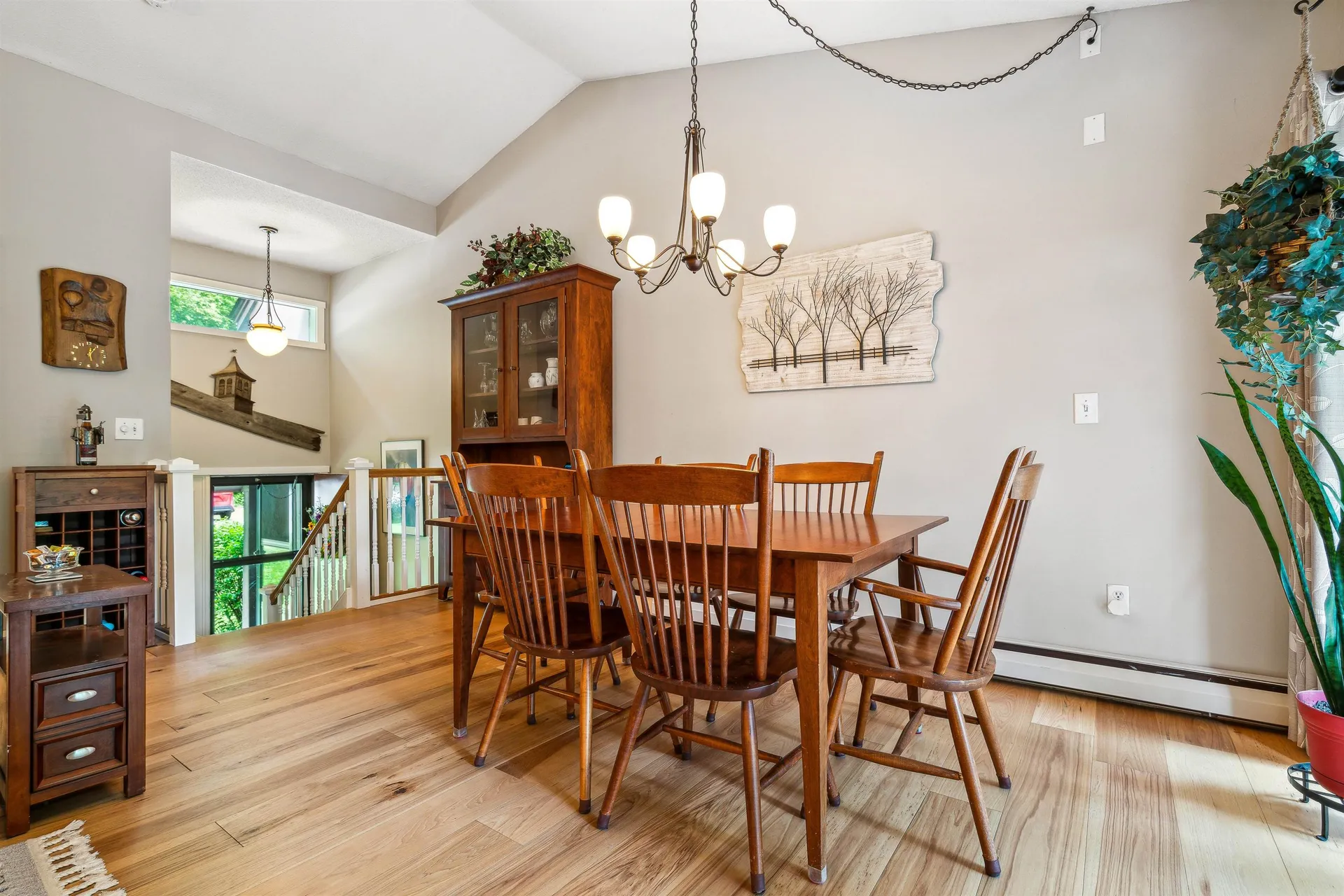 253 Old Quechee Road Hartford VT 05059
