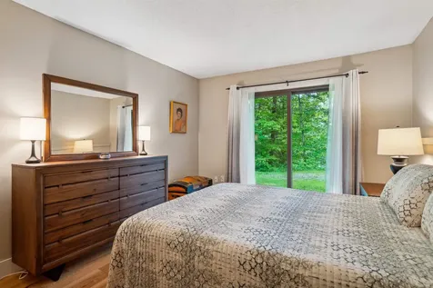 253 Old Quechee Road Hartford VT 05059