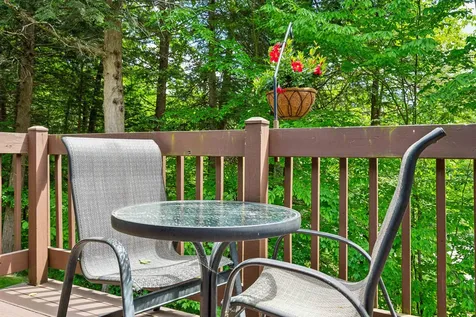 253 Old Quechee Road Hartford VT 05059