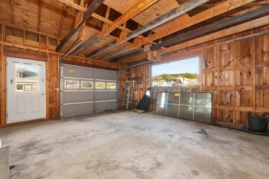 324 Coos Street Berlin NH 03570