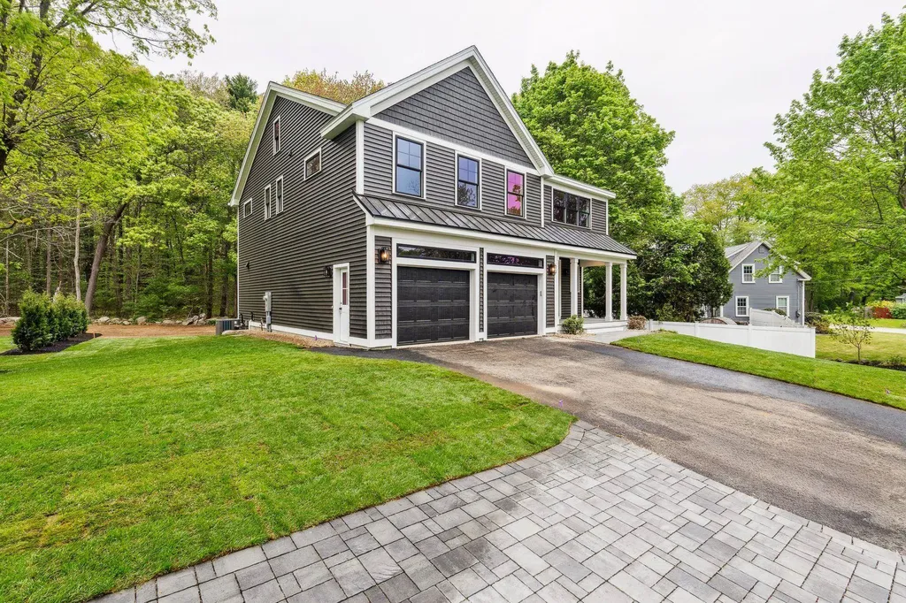 338 High Street Hampton NH 03842