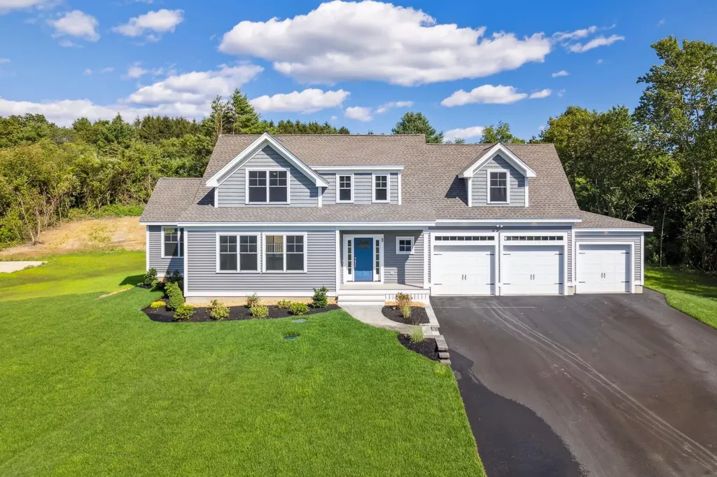 3 Garrett Road North Hampton NH 03862