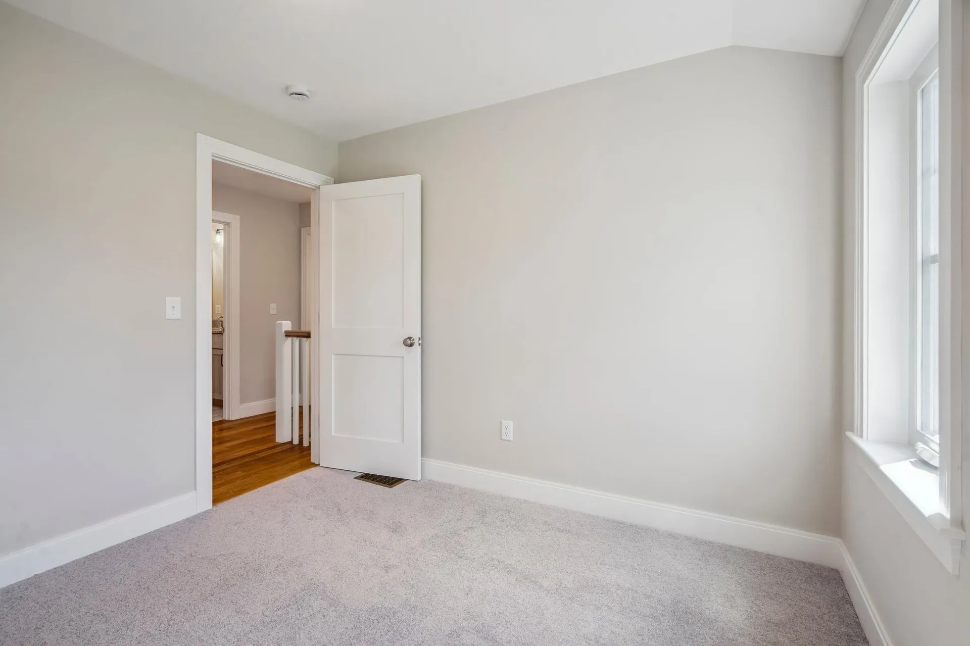 3 Garrett Road North Hampton NH 03862