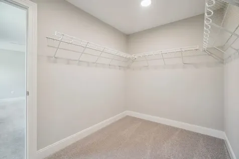 3 Garrett Road North Hampton NH 03862