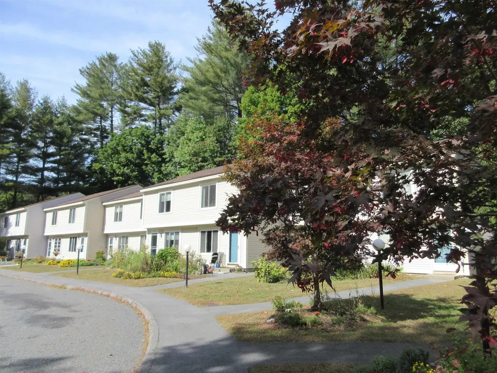 84 Morningside Commons Brattleboro VT 05301