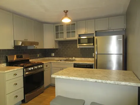 84 Morningside Commons Brattleboro VT 05301