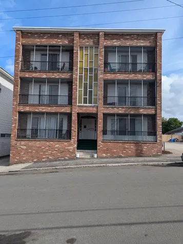 63 Joliette Street Manchester NH 03102