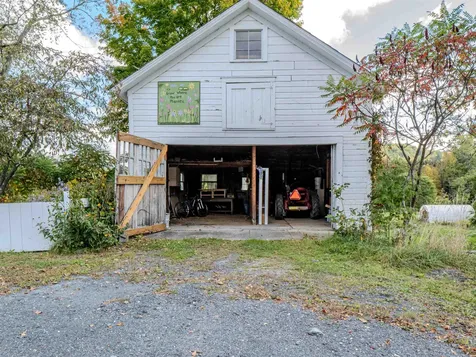 11 On The Green Street Poultney VT 06764