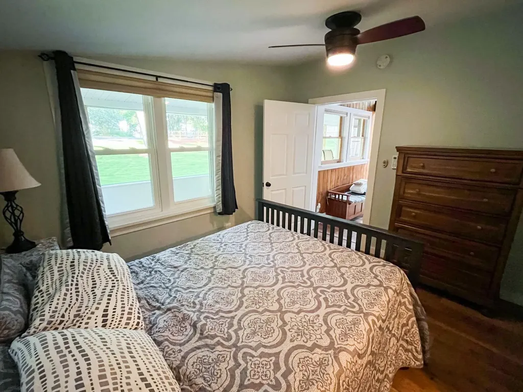 785 Holiday Point Road North Hero VT 05474