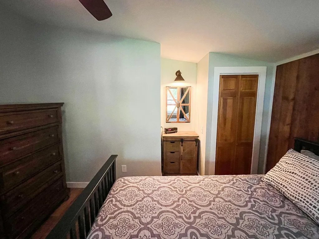 785 Holiday Point Road North Hero VT 05474