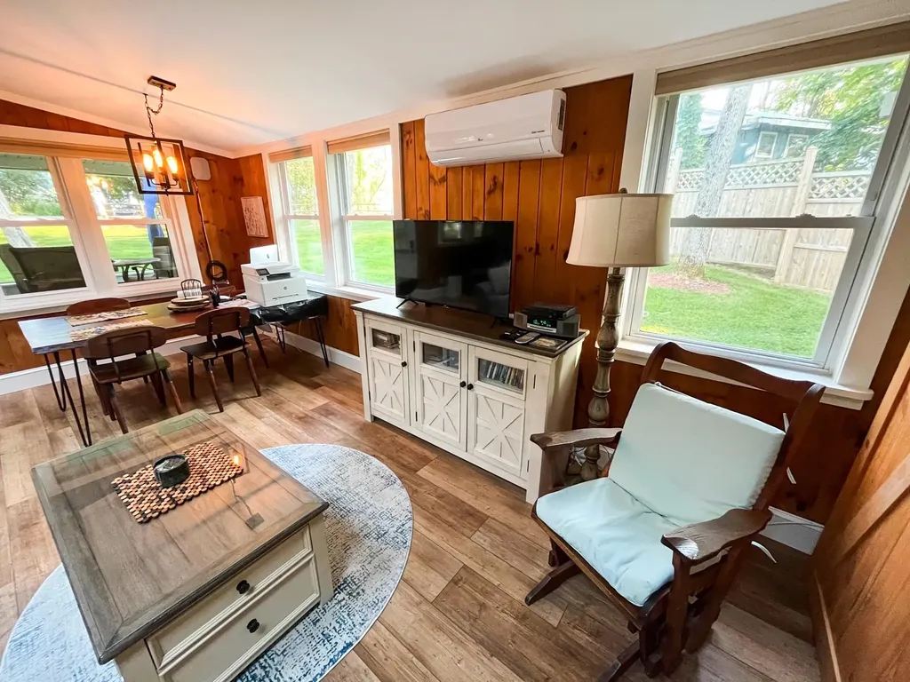 785 Holiday Point Road North Hero VT 05474