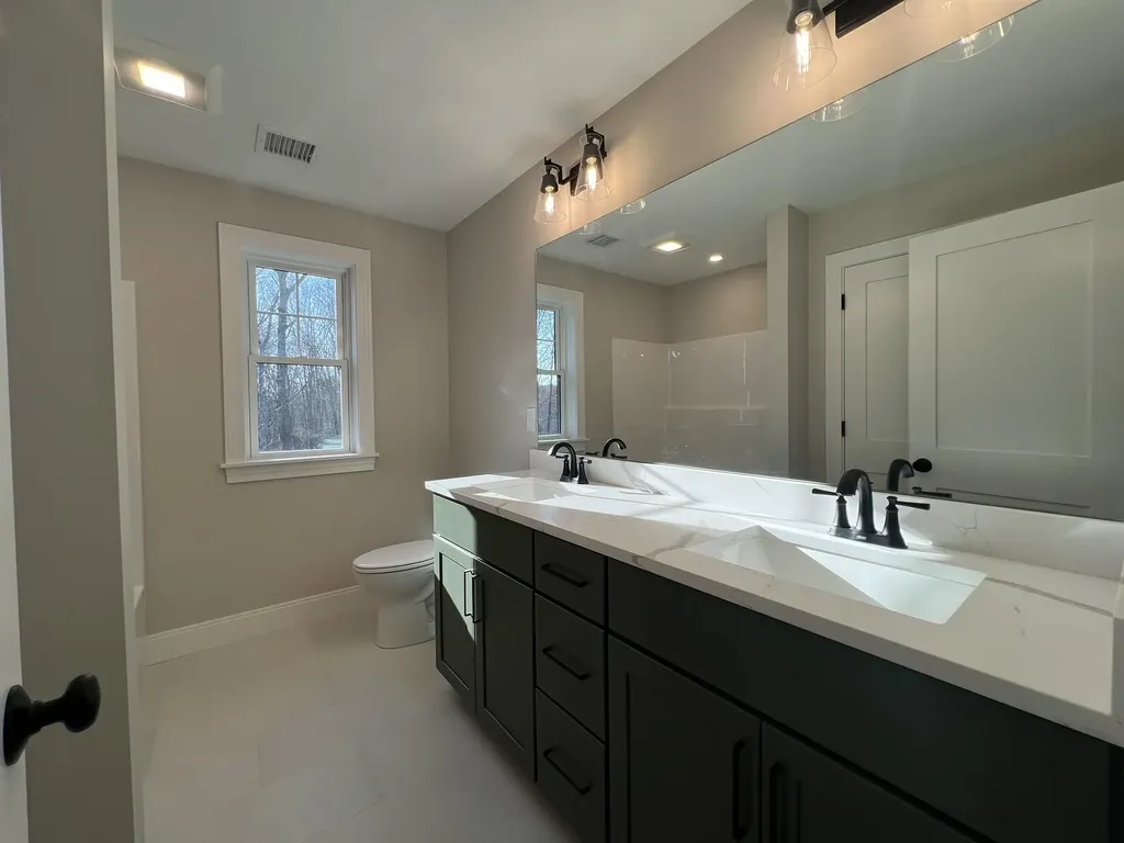 274 Sage Lane Portsmouth NH 03801