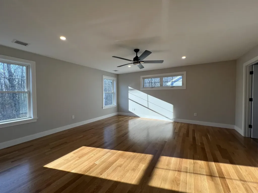 274 Sage Lane Portsmouth NH 03801