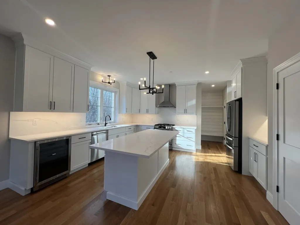 274 Sage Lane Portsmouth NH 03801