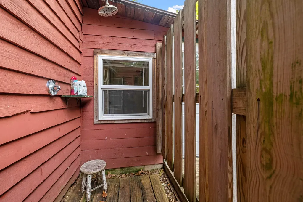 39 Hill Road Tilton NH 03276
