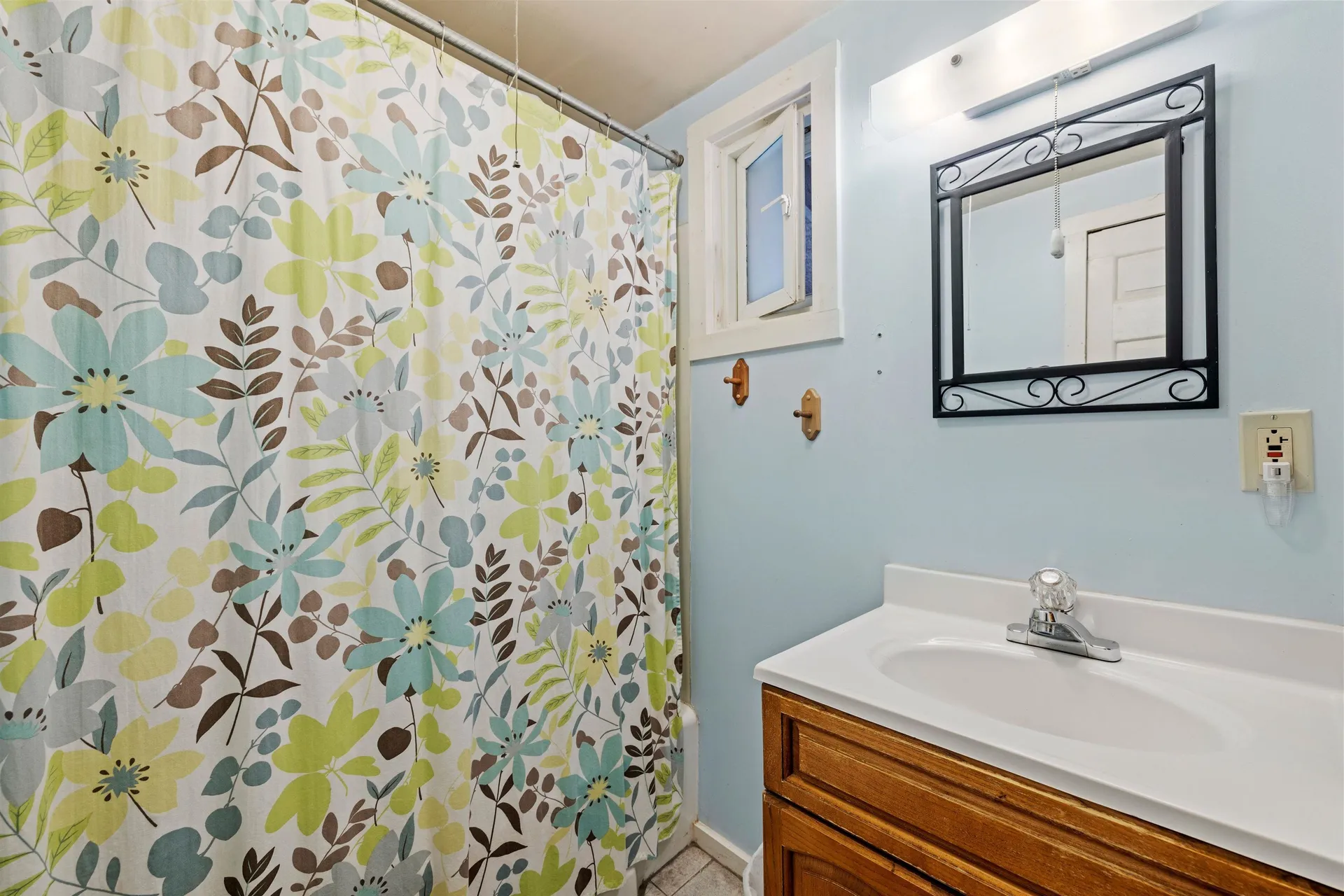 39 Hill Road Tilton NH 03276