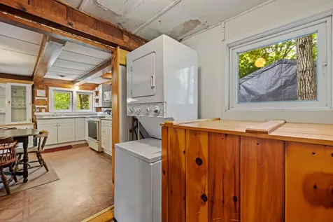 39 Hill Road Tilton NH 03276