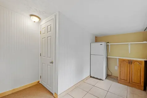 39 Hill Road Tilton NH 03276