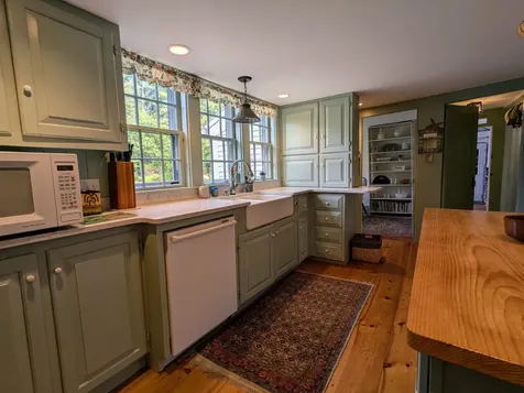 1428 Hopkinton Road Hopkinton NH 03229