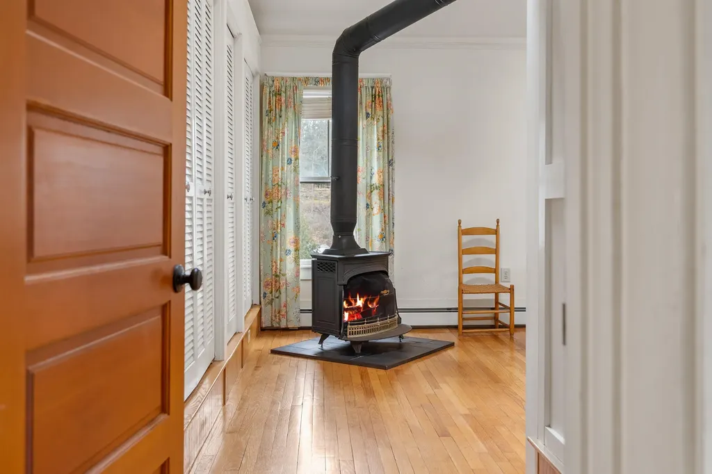 2 Ridge Road Hanover NH 03755