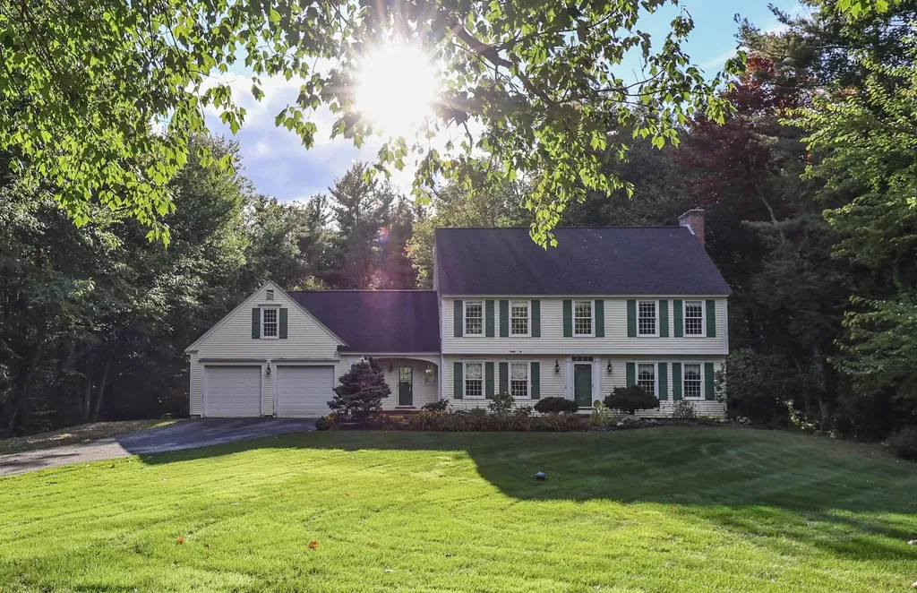 302 Hopkins Green Road Hopkinton NH 03227