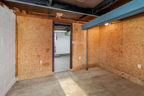 64 Kendall Street Franklin NH 03235