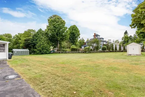 64 Kendall Street Franklin NH 03235