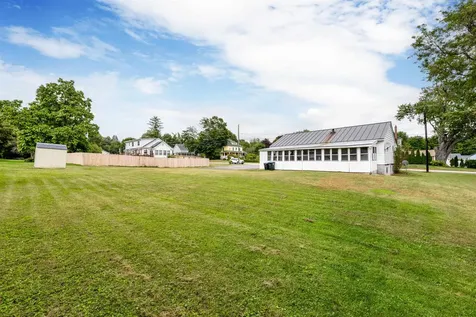 64 Kendall Street Franklin NH 03235