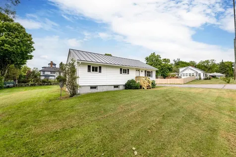 64 Kendall Street Franklin NH 03235