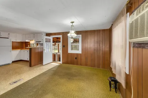 64 Kendall Street Franklin NH 03235