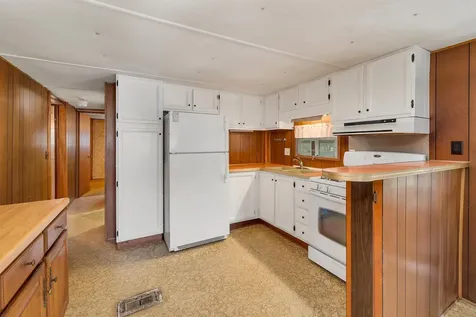 64 Kendall Street Franklin NH 03235