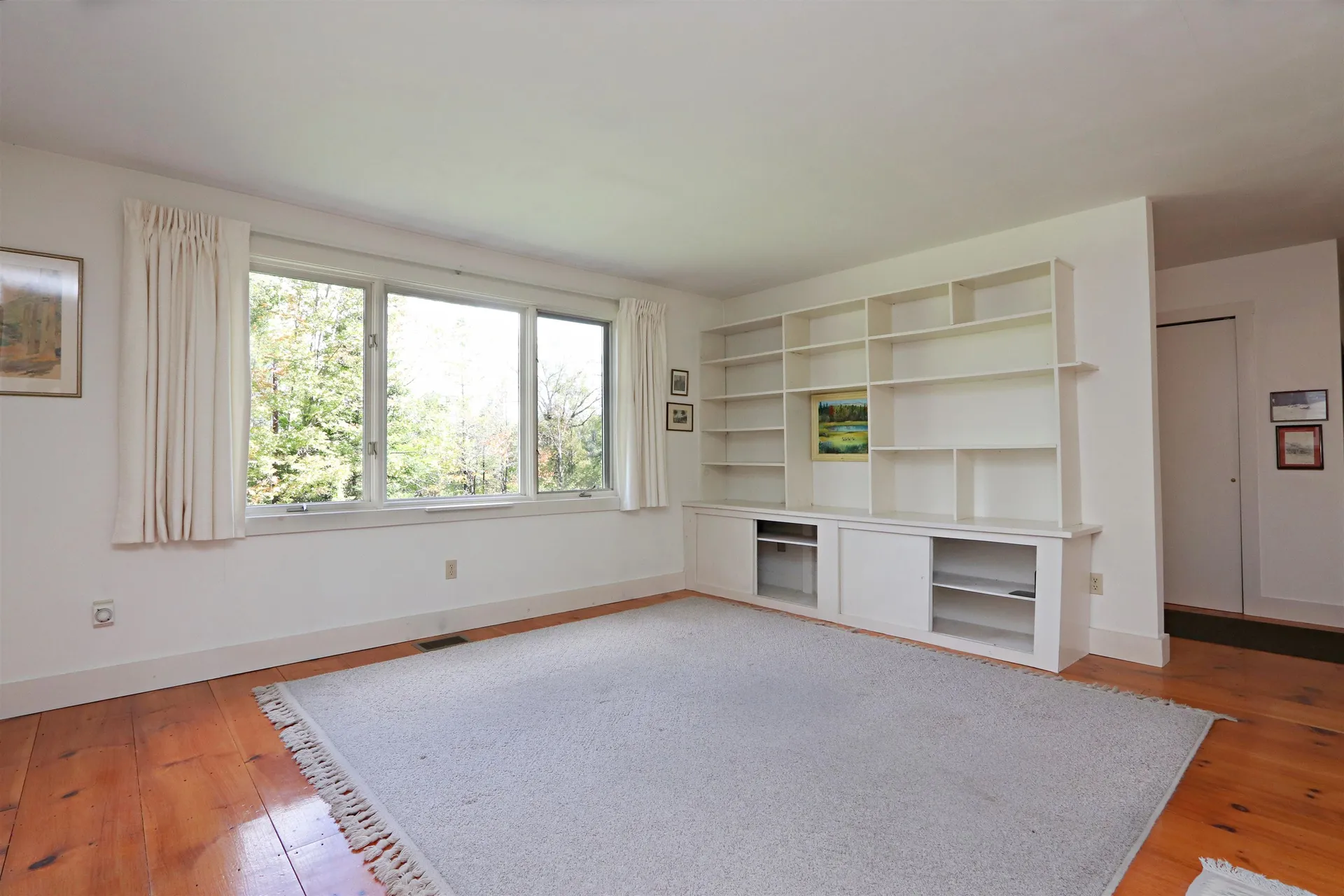 184 Field Road Peacham VT 05862