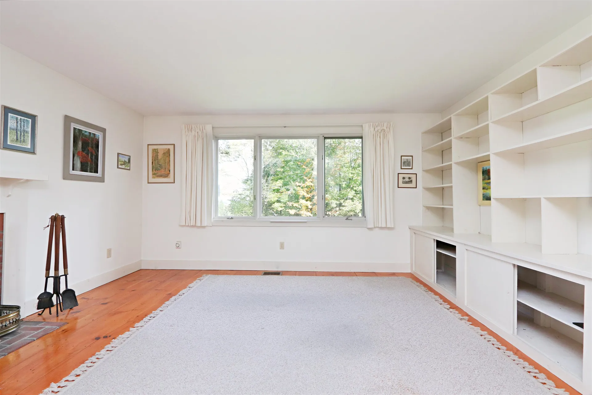 184 Field Road Peacham VT 05862