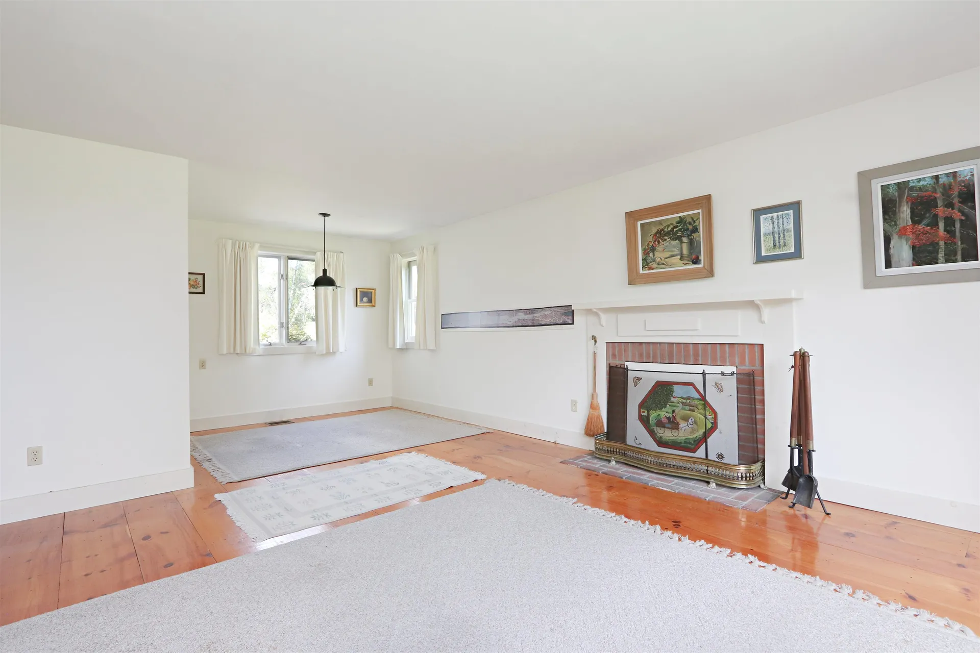 184 Field Road Peacham VT 05862