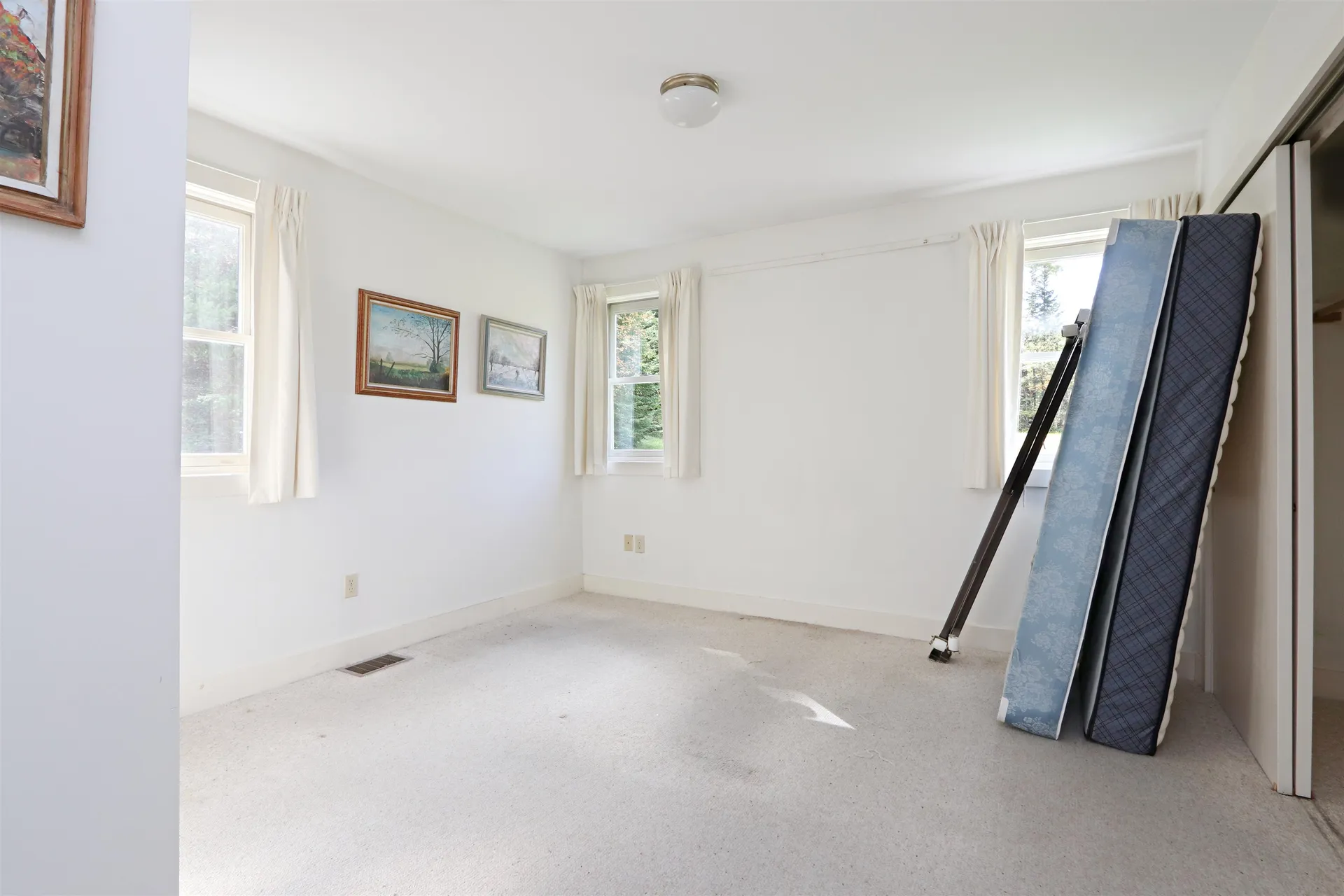 184 Field Road Peacham VT 05862