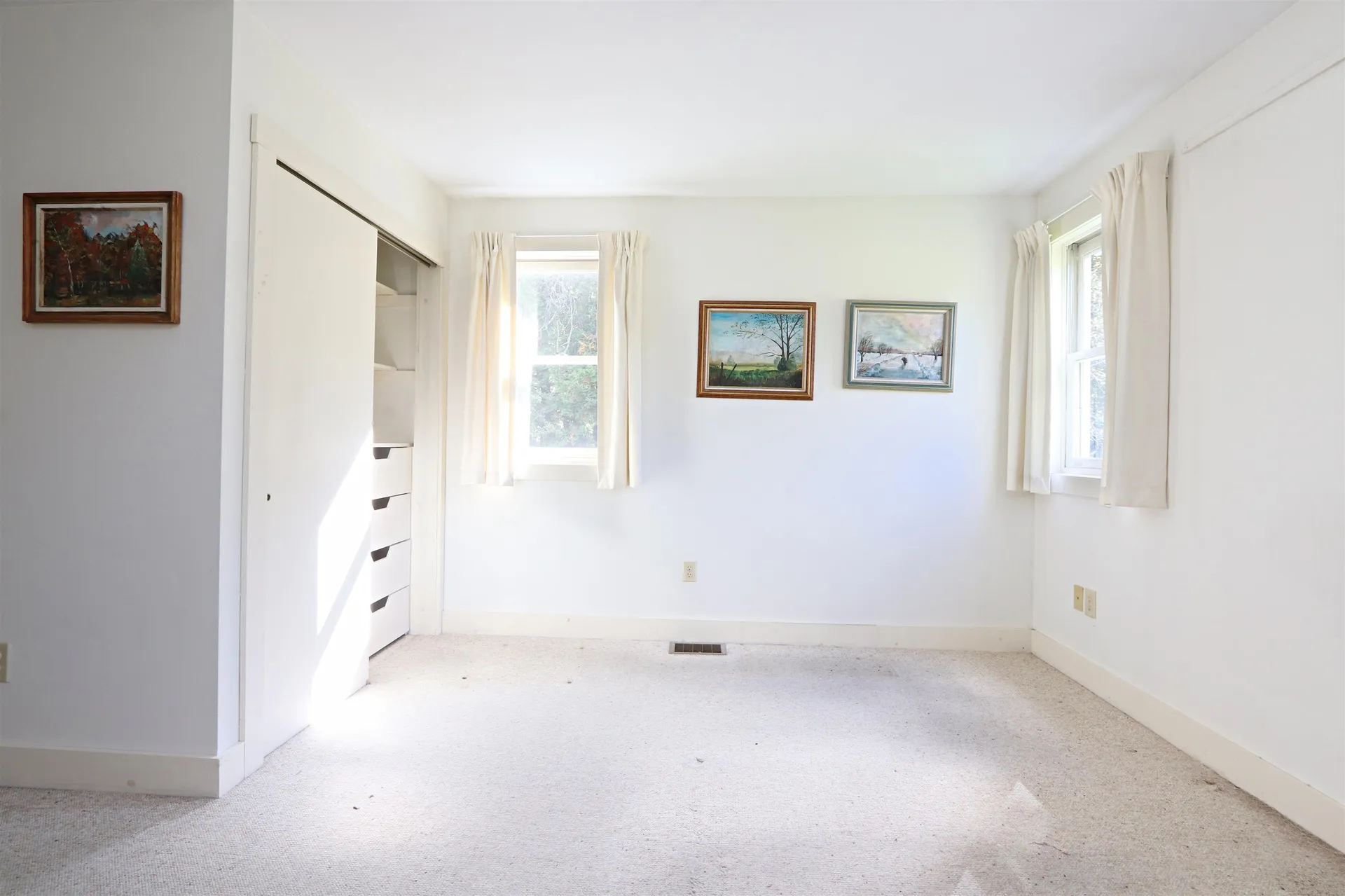 184 Field Road Peacham VT 05862