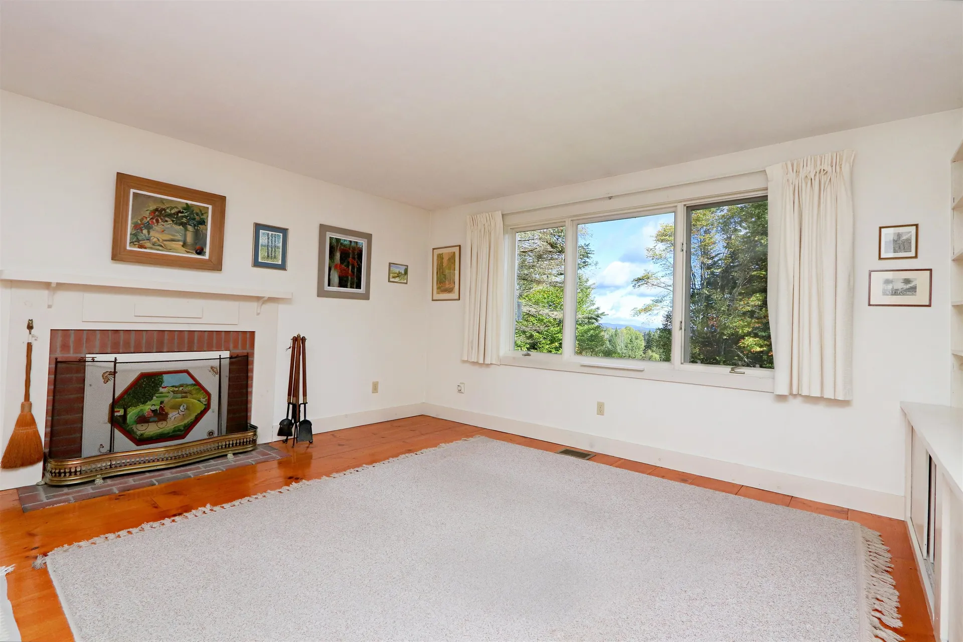 184 Field Road Peacham VT 05862