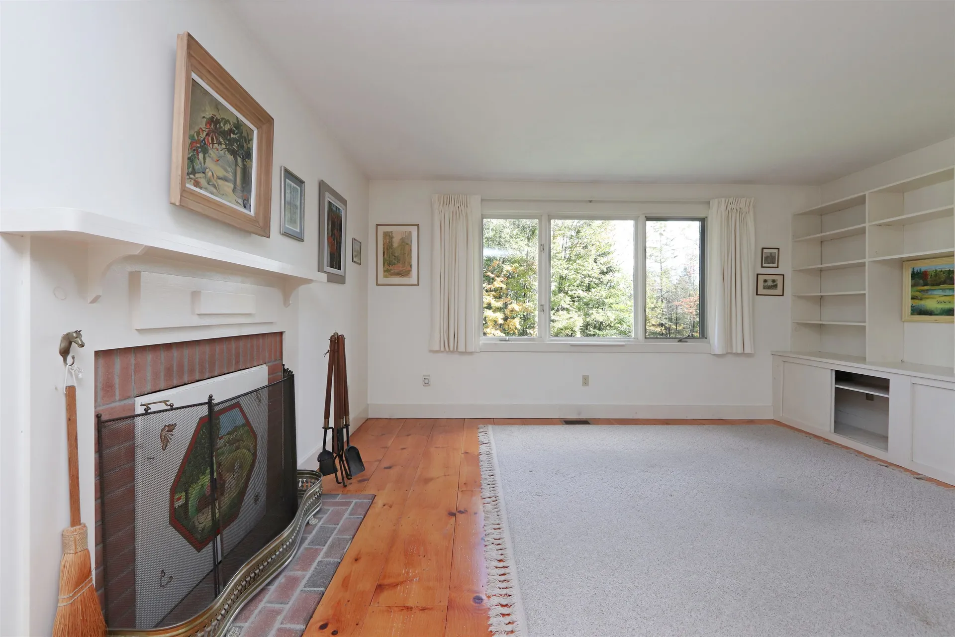 184 Field Road Peacham VT 05862