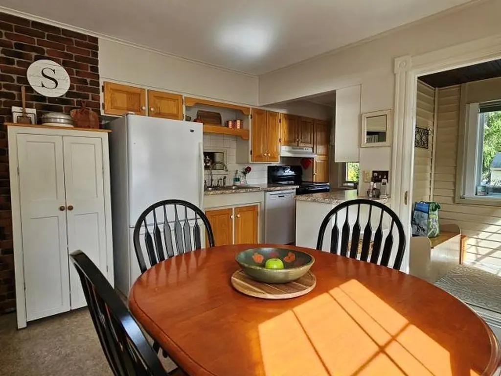 65 River Street Keene NH 03431