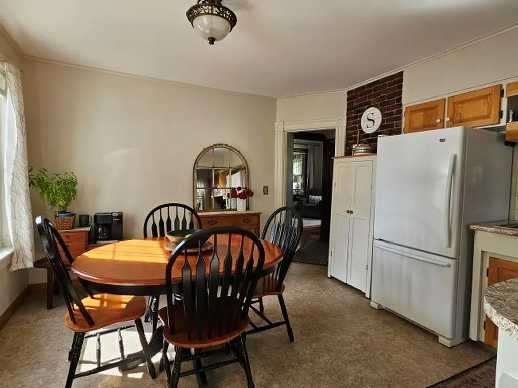 65 River Street Keene NH 03431