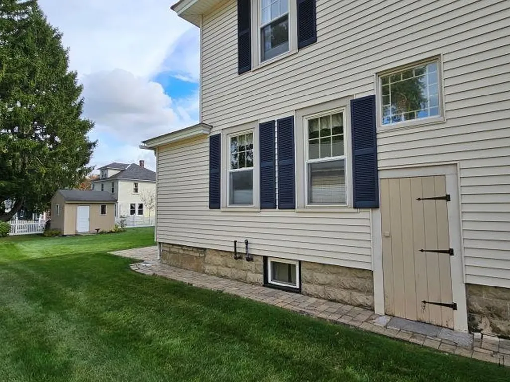 65 River Street Keene NH 03431