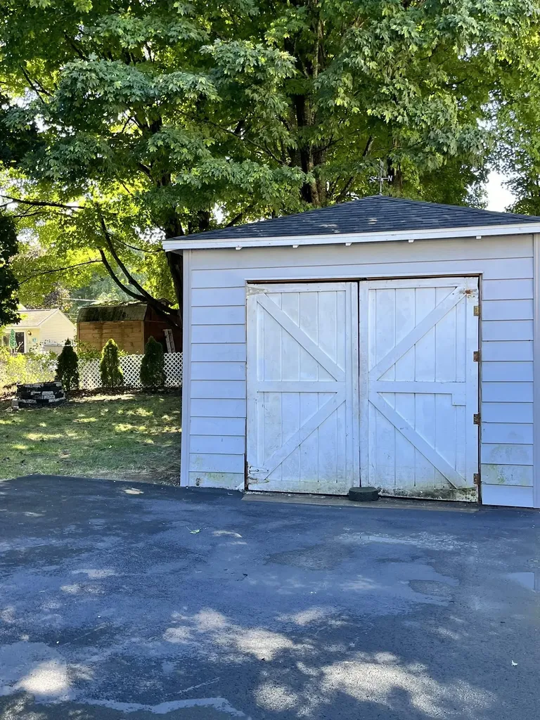 41 Central Street Hudson NH 03051