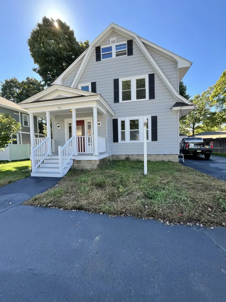 41 Central Street Hudson NH 03051