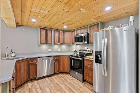34 Oak Ridge Drive Epsom NH 03234