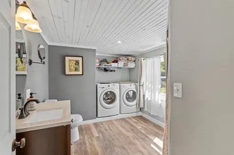 34 Oak Ridge Drive Epsom NH 03234