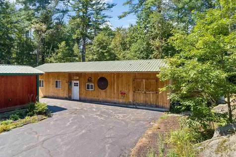34 Oak Ridge Drive Epsom NH 03234