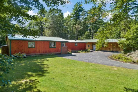 34 Oak Ridge Drive Epsom NH 03234