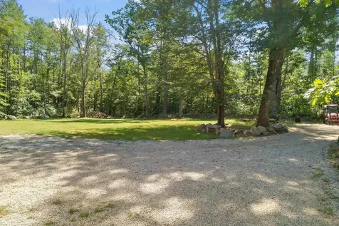 34 Oak Ridge Drive Epsom NH 03234