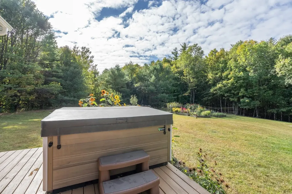 407 Province Road Strafford NH 03884